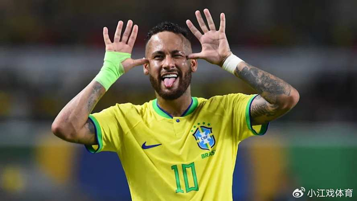 维尼修斯穿10号上场，球迷喊内马尔名字，巴西进攻像没头苍蝇|内马尔·达·席尔瓦|维尼修斯-西尔维斯特雷|巴西足球队|法国足球队|皇家马德里_新浪体育_新浪新闻